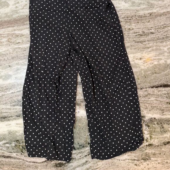 Old Navy Black and White Polka Dot Jumpsuit Size Women’s Small - Picture 4 of 6